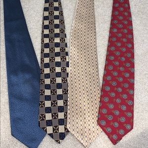 Set of ties